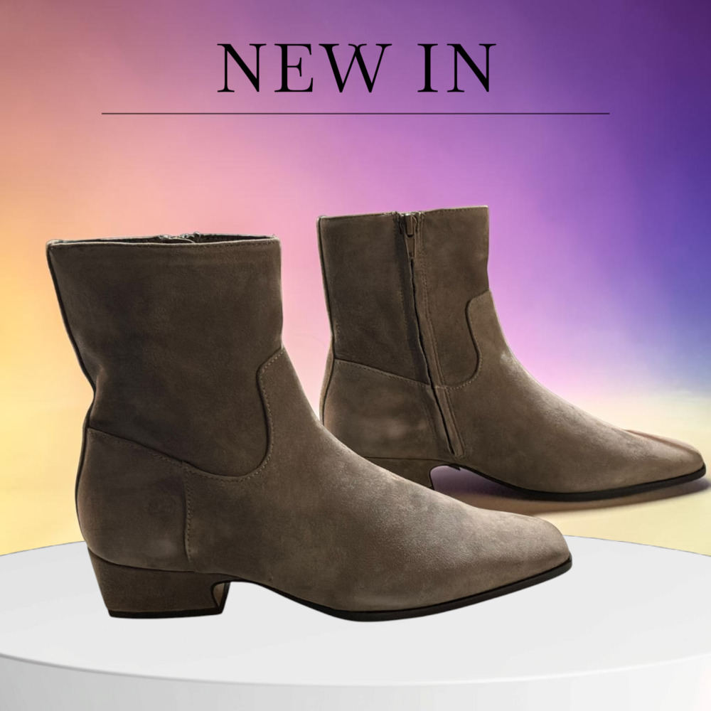 Steve Madden Dusty Bootie Suede Ankle Boots Light Grey